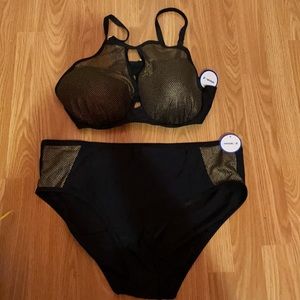 BNWT swimsuitsforall two piece halter style top